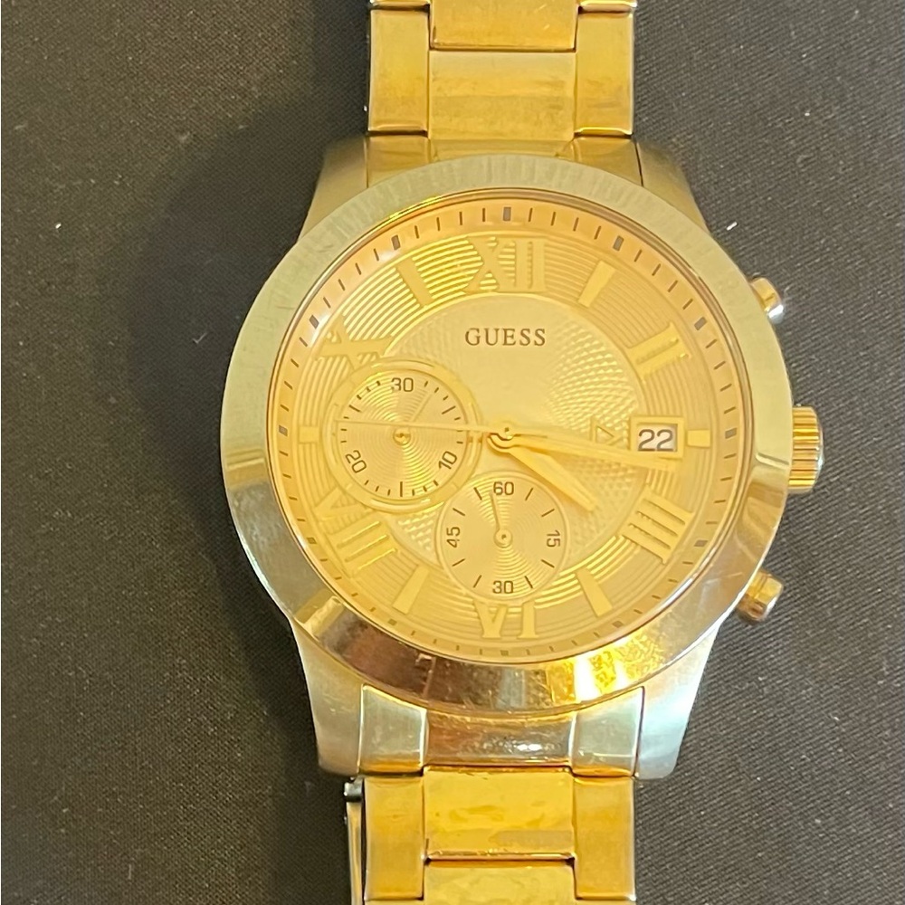 GUESS - U0668G4 - 45MM Stainless Steel Men's Watch *PRE-OWNED*. Works.